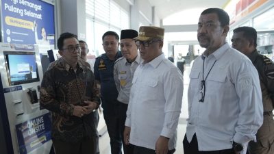 Tinjau Pelabuhan Domestik Telaga Punggur, Wagub Nyanyang Pastikan Pelayanan Arus Mudik Lebaran Berjalan Optimal