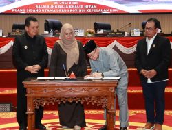 DPRD Kepri Gelar Paripurna Pengesahan Ranperda Pertanggungjawaban APBD 2025, Sejumlah Rekomendasi Strategis Disampaikan