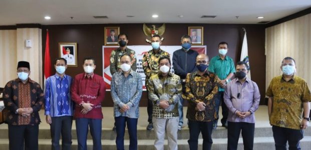 Rapat Kordinasi Kesiapan Pilkada Serentak, Bahtiar Imbau Masyarakat Tanjungpinang untuk Gunakan Hak Pilih pada 9 Desember Rapat Kordinasi Kesiapan Pilkada Serentak, Bahtiar Imbau Masyarakat Tanjungpinang untuk Gunakan Hak Pilih pada 9 Desember