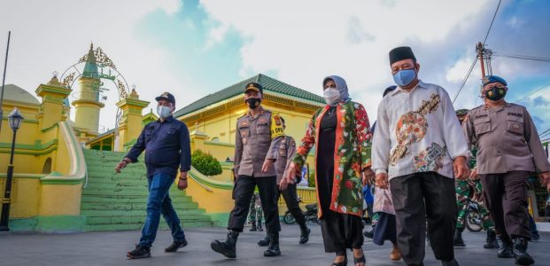 Rahma dan Risma 50 Perempuan Terpilih yang Berpengaruh di Indonesia Melawan covid-19 Rahma dan Risma 50 Perempuan Terpilih yang Berpengaruh di Indonesia Melawan covid-19