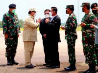 Gubernur Ansar Dampingi Menhan Prabowo Resmikan 2 Unit KRI