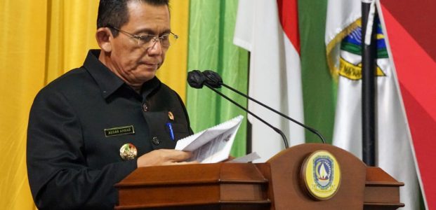 Gubernur Ansar Ahmad Sampaikan Nota Keuangan dan Ranperda APBD Kepri Tahun 2022 Gubernur Ansar Ahmad Sampaikan Nota Keuangan dan Ranperda APBD Kepri Tahun 2022