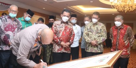 Wakapolda Hadiri Dialog Kerukunan Umat Beragama Oleh FKUB Provinsi Kepri